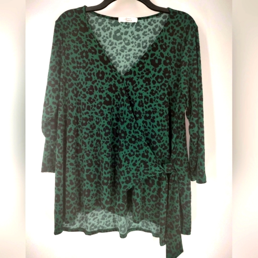Beacon Apparel Women's Black Green Tp Size 1X